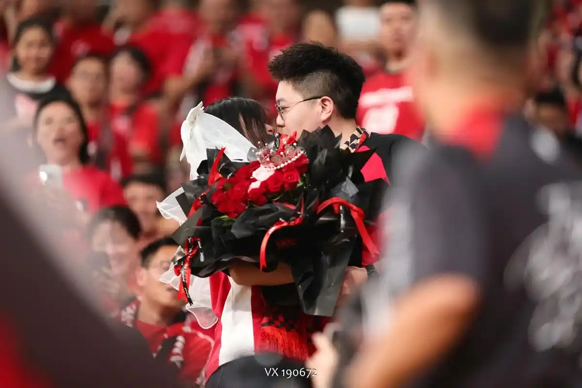 2-2！国安遭越南球队爆冷，三天后跟海港争冠，中超4队踢亚冠0胜